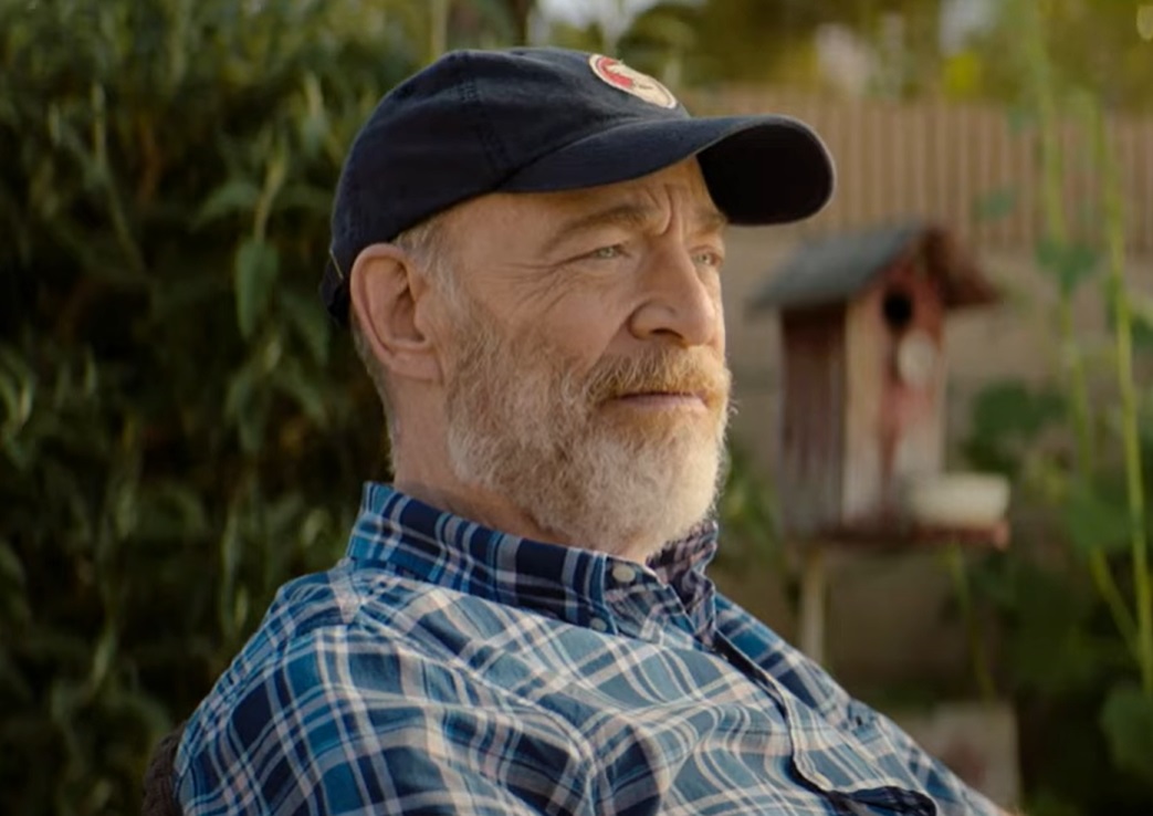 Screenshot from the movie Palm Springs (2020)