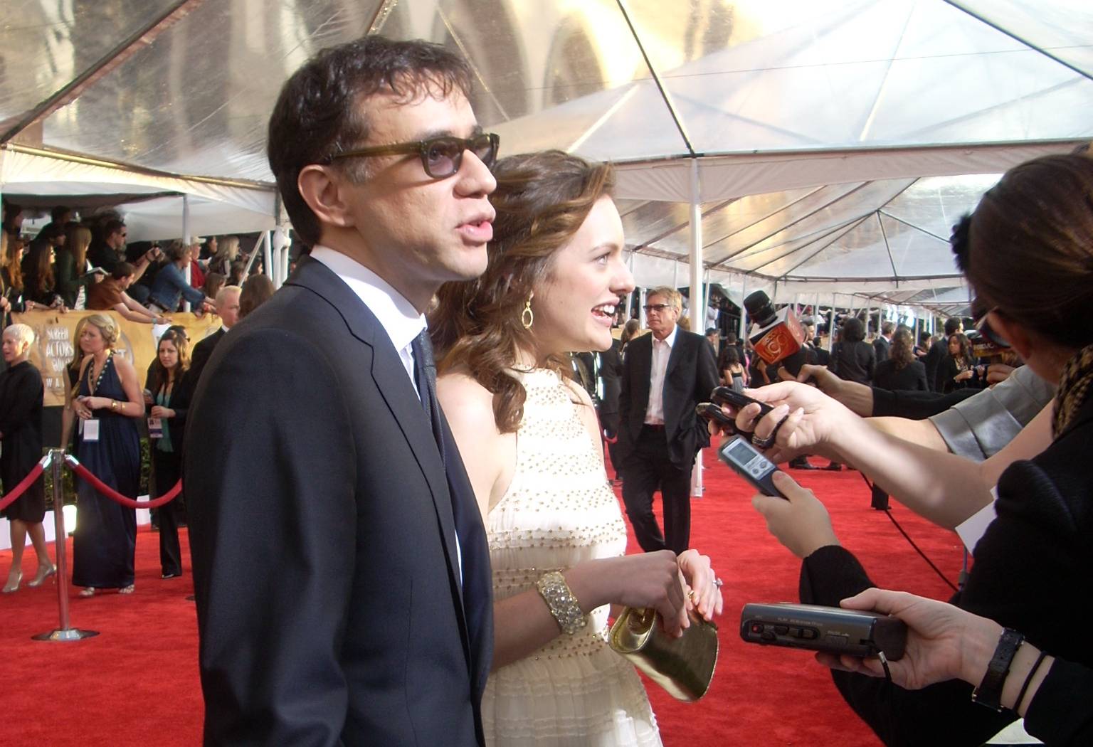Fred Armisen and Elisabeth Moss