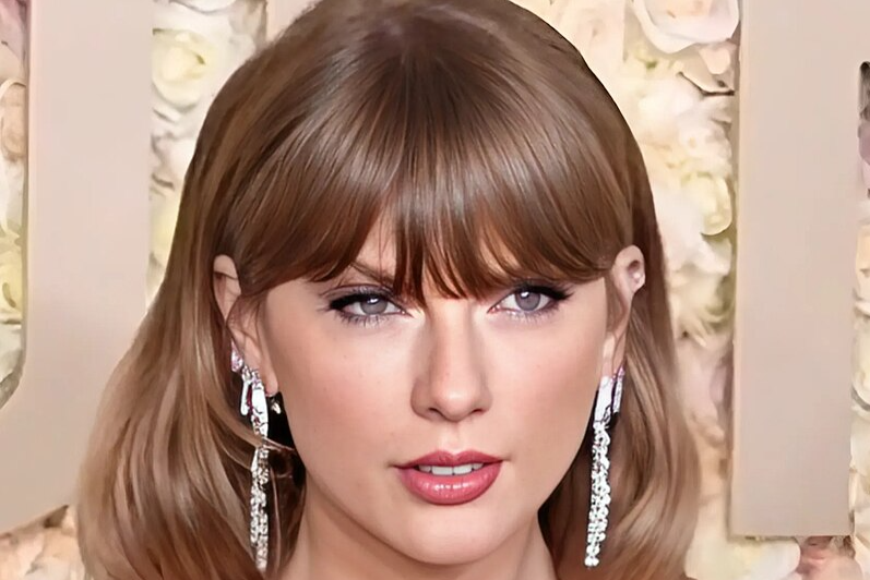 Taylor Swift At The Golden Globes 2024