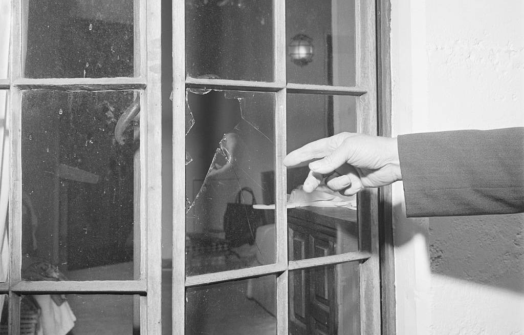 Marilyn Monroe's Broken Bedroom Window
