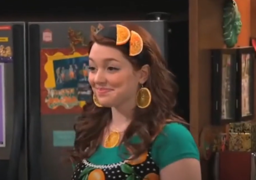 Screenshot from the American fantasy teen sitcom Wizards of Waverly Place (2007-2012)