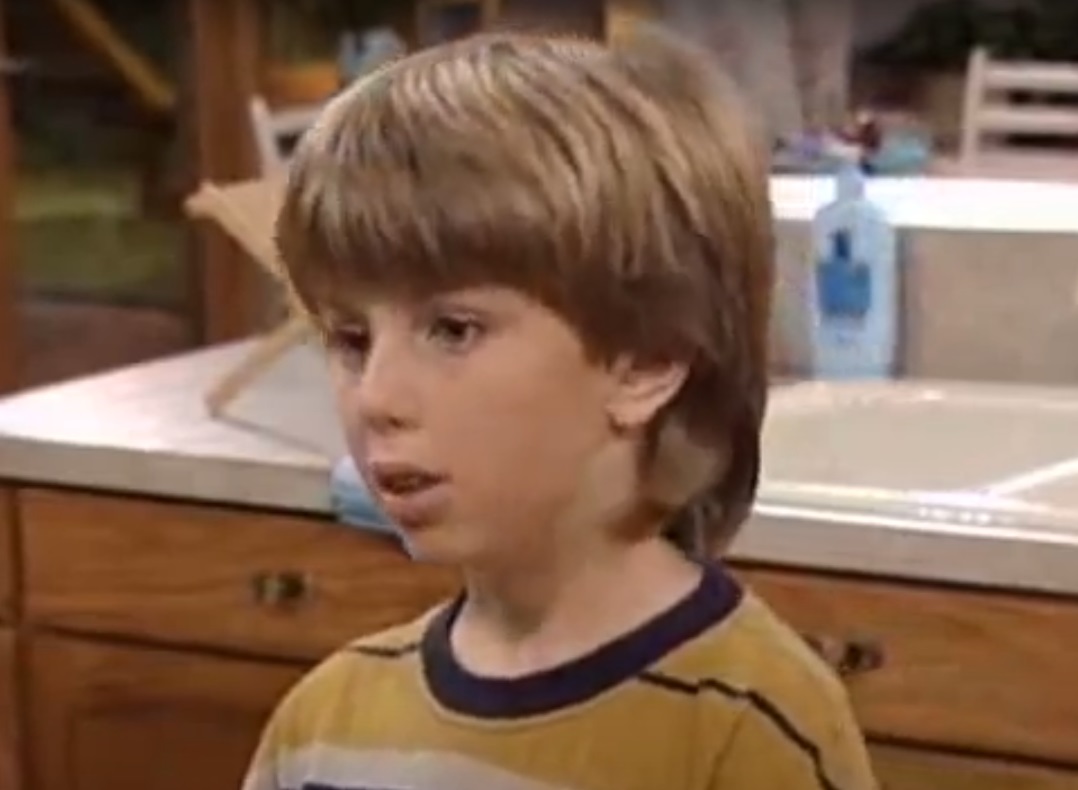 Screenshot from the sitcom television series Home Improvement (1991-1999)