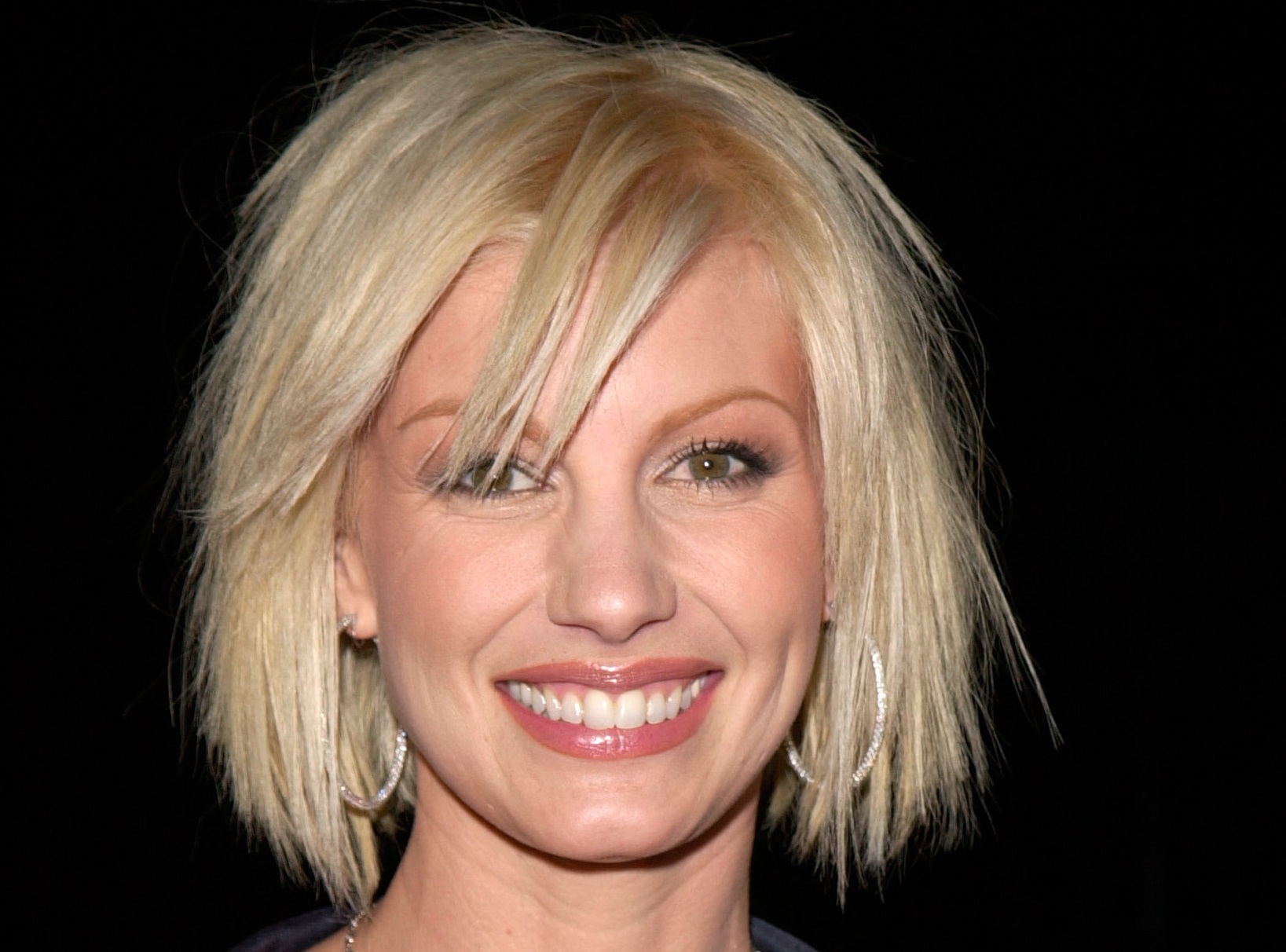 Singer FAITH HILL at the 27th Annual People's Choice Awards