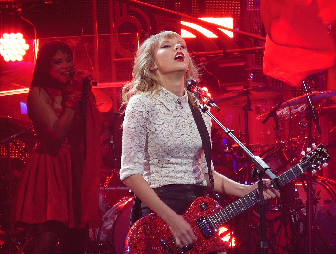 Taylor Swift during the Red Tour, March 2013