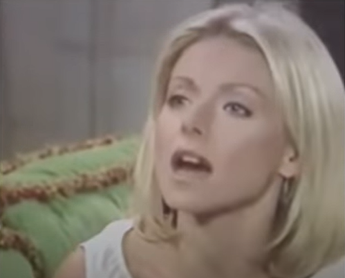 Screenshot of Kelly Ripa from - All My Children (1970-2011)