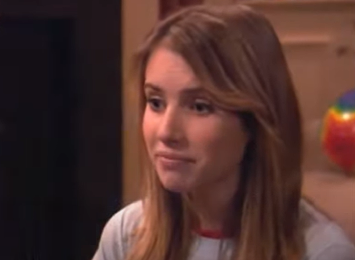 Screenshot of Emma Roberts from Unfabulous (2004-07)