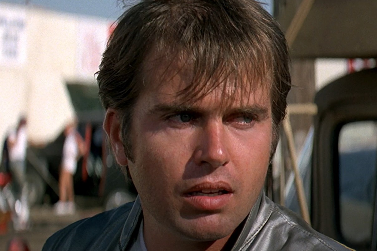 Screenshot from the movie More American Graffiti (1979)