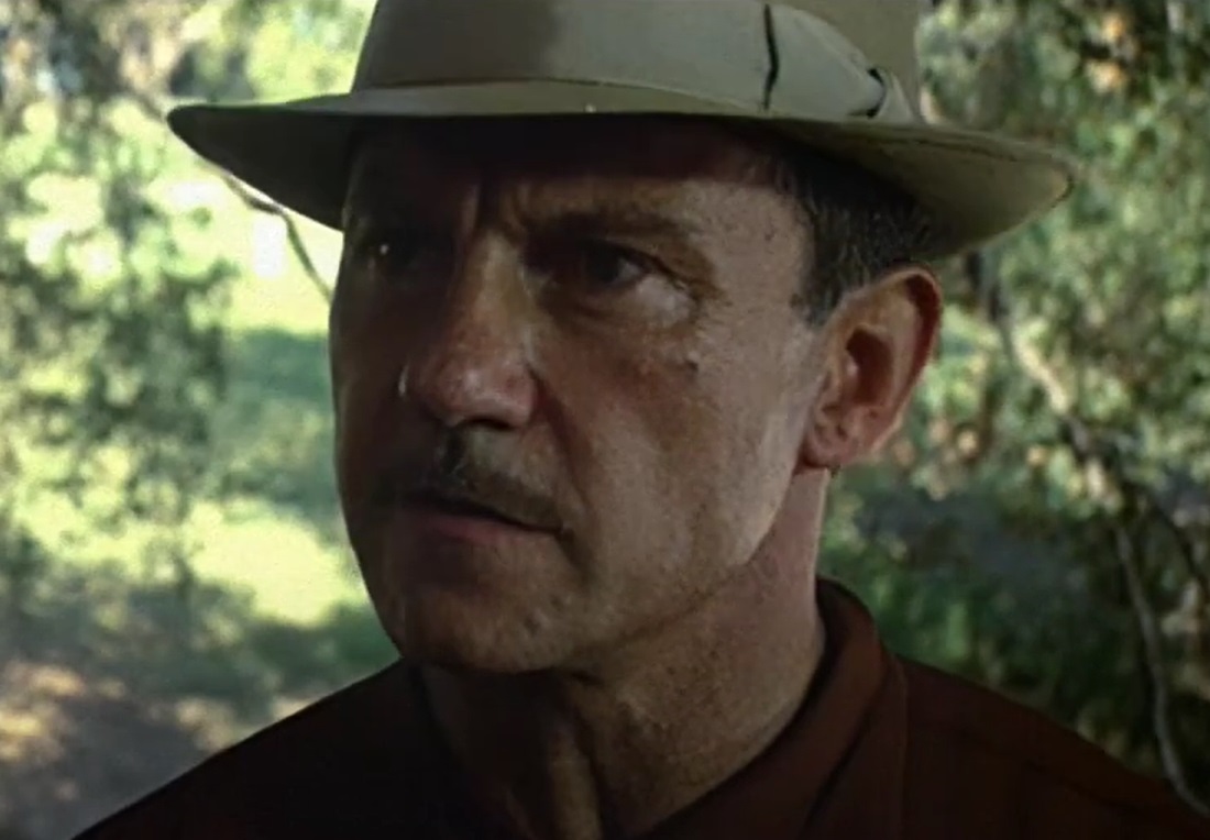 Screenshot from the movie The Two Jakes (1990)