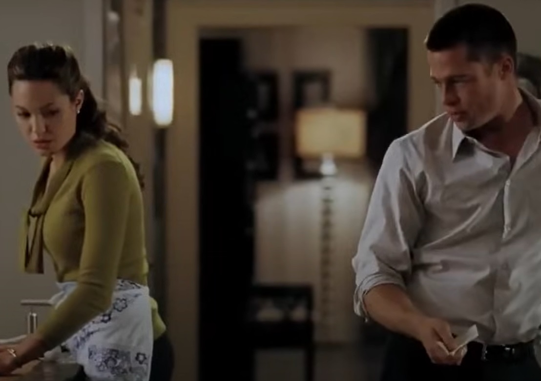 Screenshot from the movie Mr. & Mrs. Smith (2005)