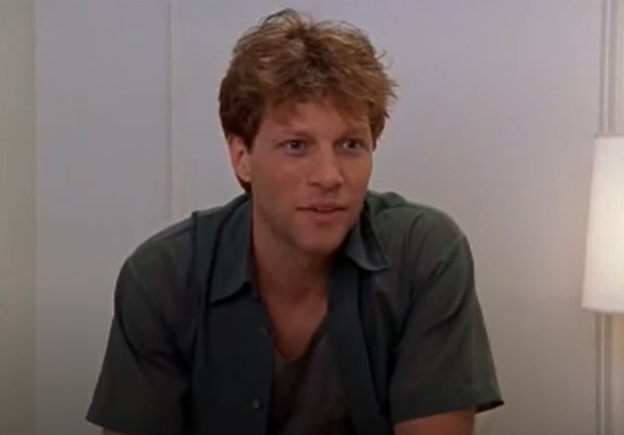 Screenshot from the television series Sex and the City (1998-2004)