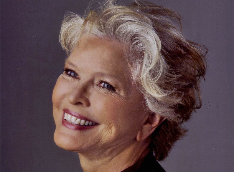 Ellen Burstyn with blonde hair
