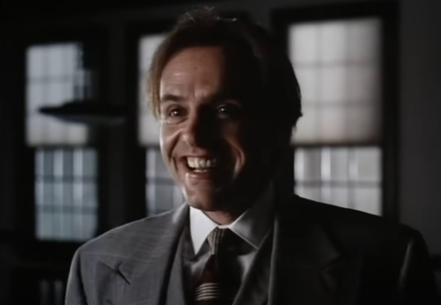 Screenshot from the movie Bound (1996 film)