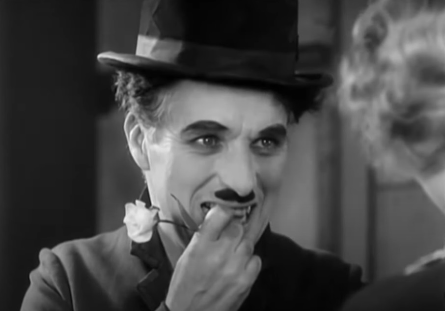 Screenshot from the movie City Lights (1931)