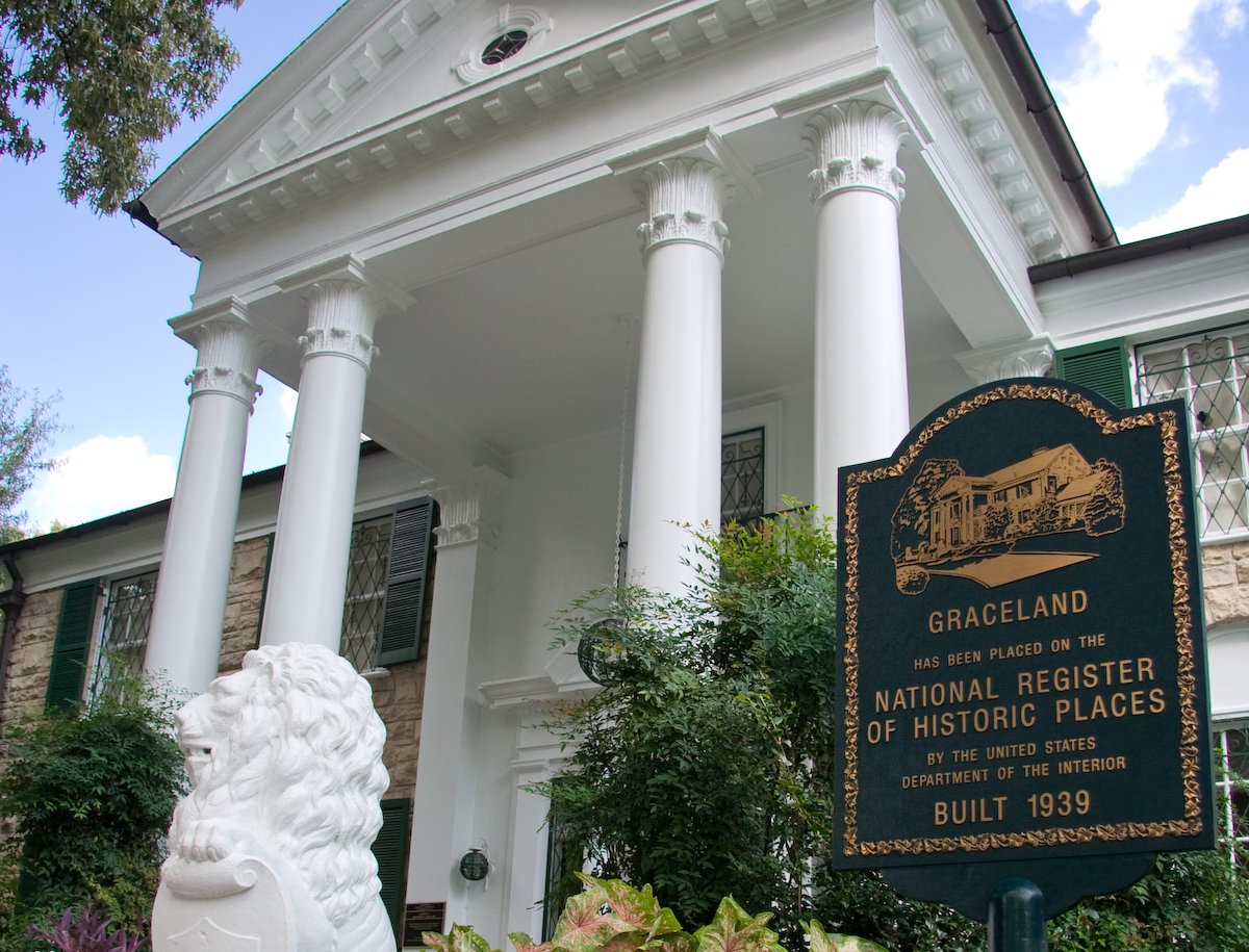 Elvis Presley's mansion