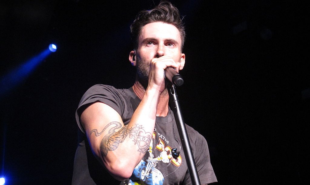 Adam Levine in gray t-shirt