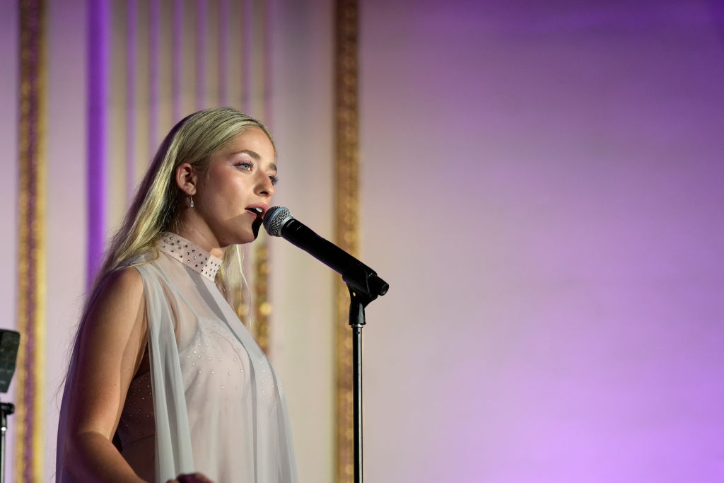 Brynn Cartelli in nude top