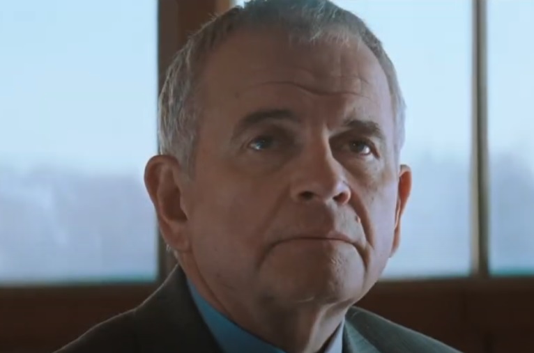 Screenshot from the movie The Sweet Hereafter (1997)