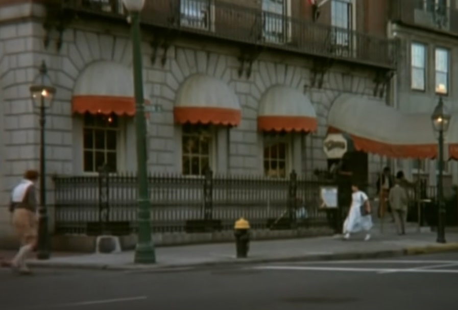 Screenshot from the American television sitcom Cheers (1982-1993)