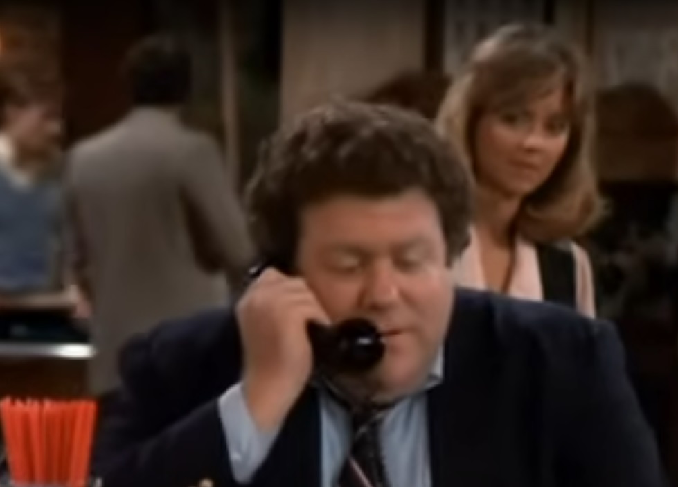 Screenshot from the American television sitcom Cheers (1982-1993)