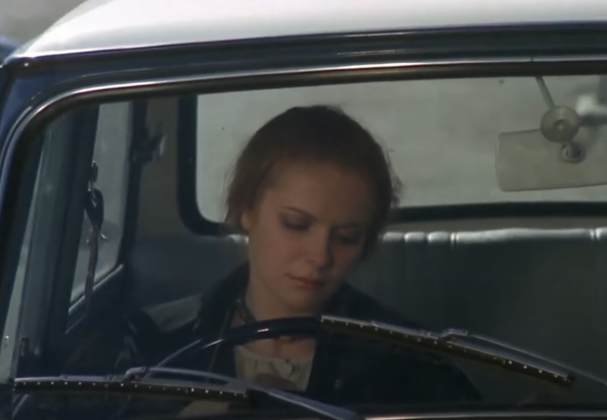 Screenshot from the movie Let Sleeping Corpses Lie (1974)