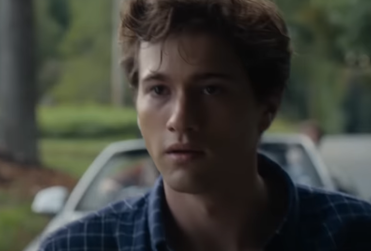 Alex Fitzalan as Harry Bingham