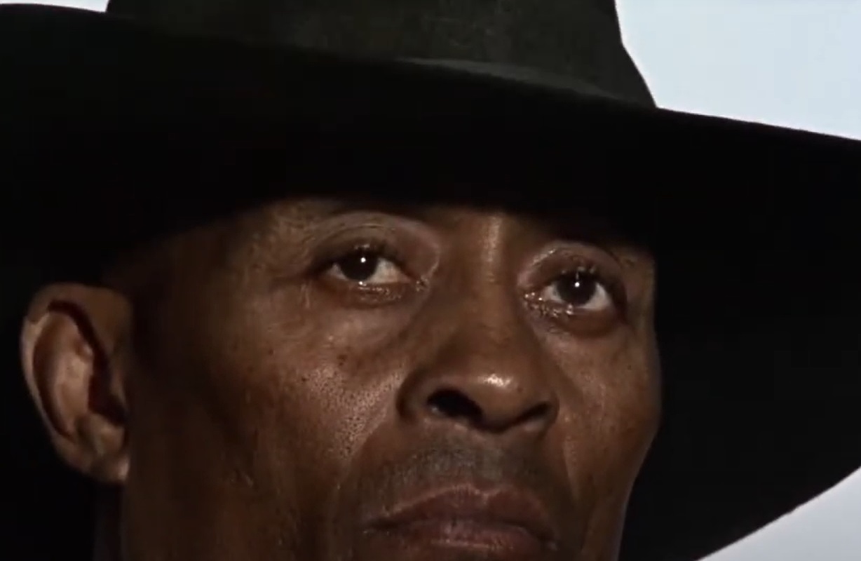 Screenshot from the movie Once Upon A Time In The West (1968)