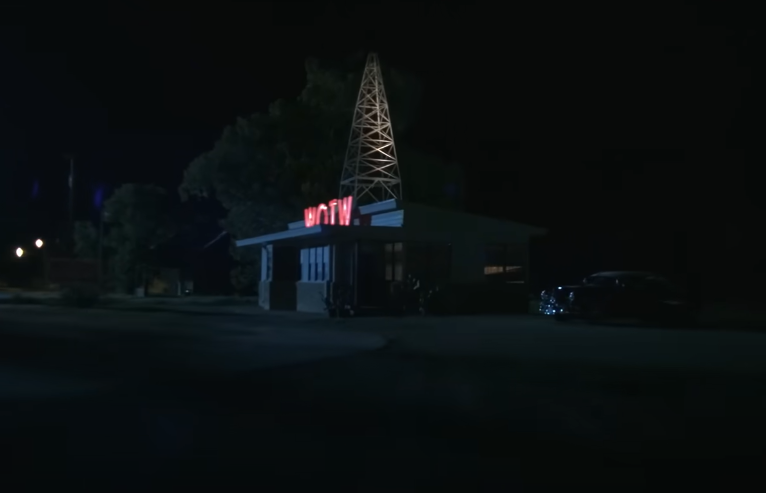 The Vast Of Night (2019)