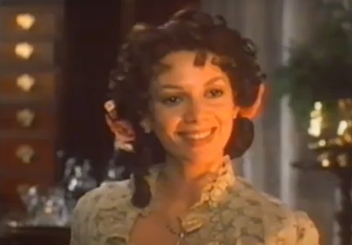 Screenshot from the television series Scarlett (1994)