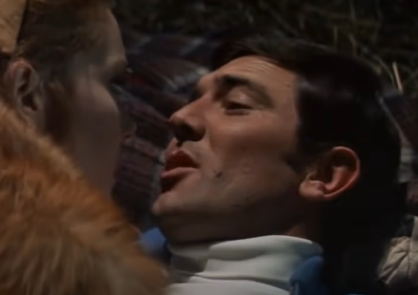 Screenshot of Diana Rigg and George Lazenby in On Her Majesty's Secret Service (1969)