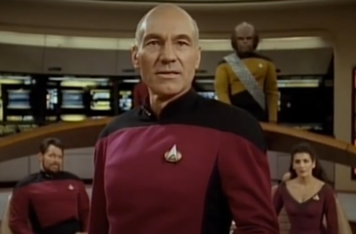 Screenshot from the television series Star Trek: The Next Generation (1987-1994)