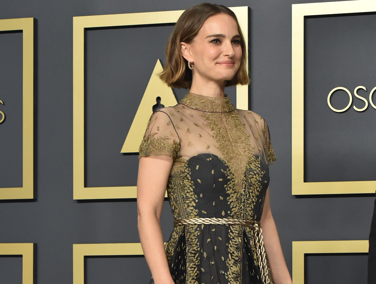 Natalie Portman poses in the press room