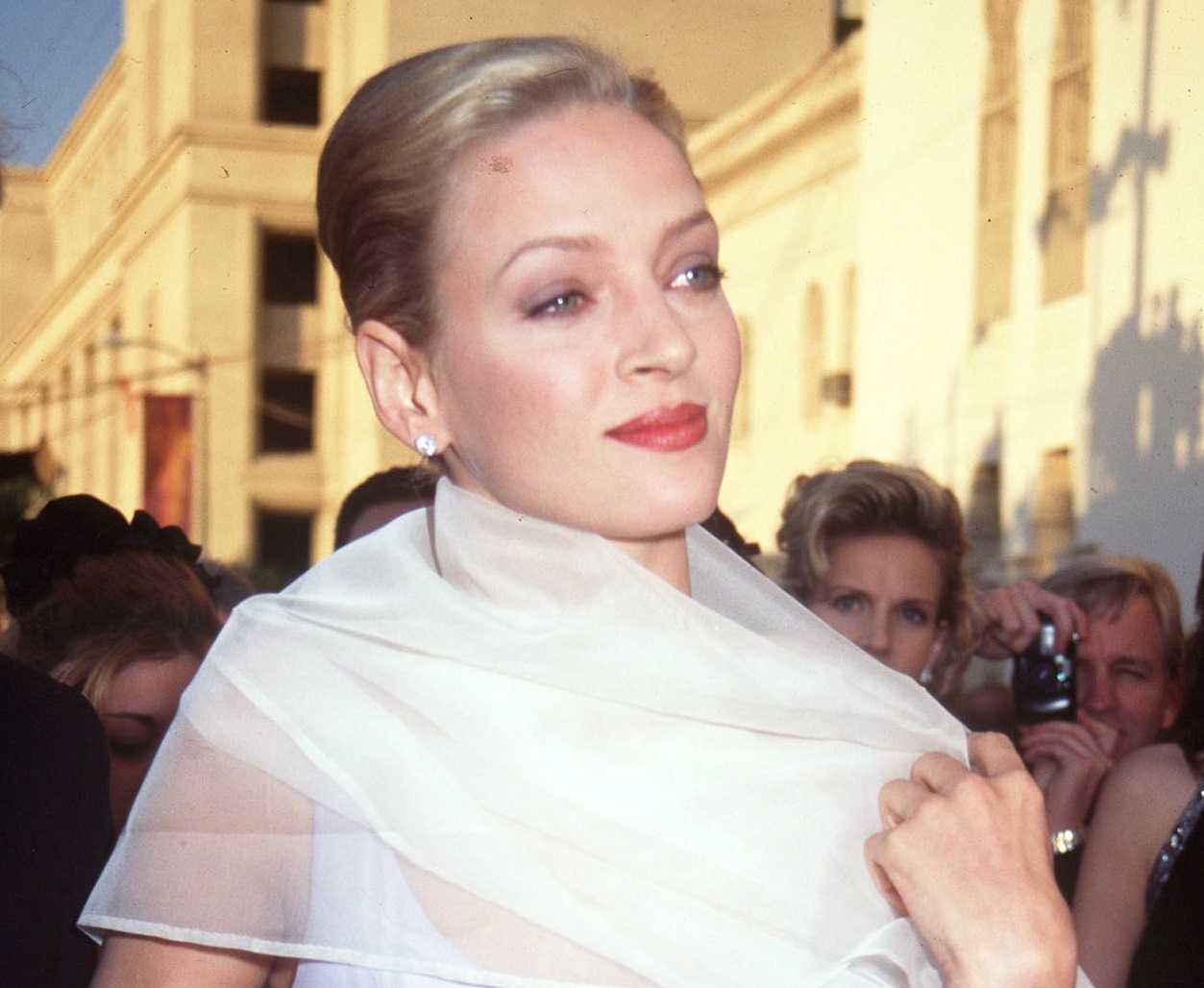 Uma Thurman arrives at the 67th Academy Awards, Los Angeles, California, March 27, 1995.