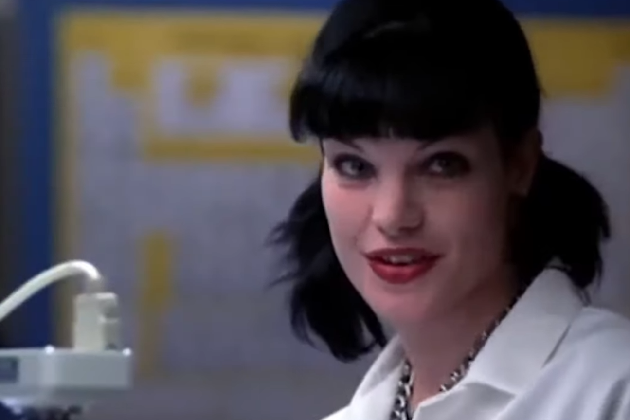 Screenshot from the TV show NCIS 2003-