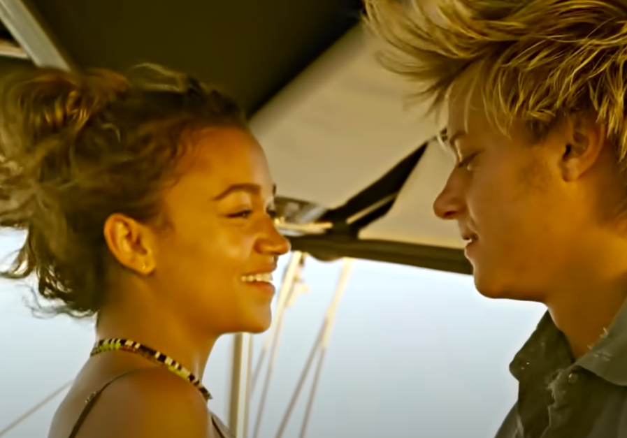 Screenshot of the TV Series Outer Banks