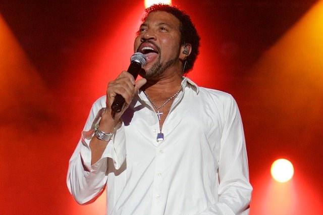 File:LionelRichie0995-1000.jpg