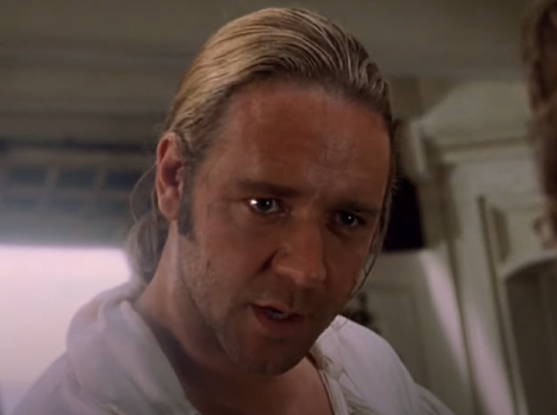 Screenshot of Russell Crowe from - Master and Commander - The Far Side of the World (2003)