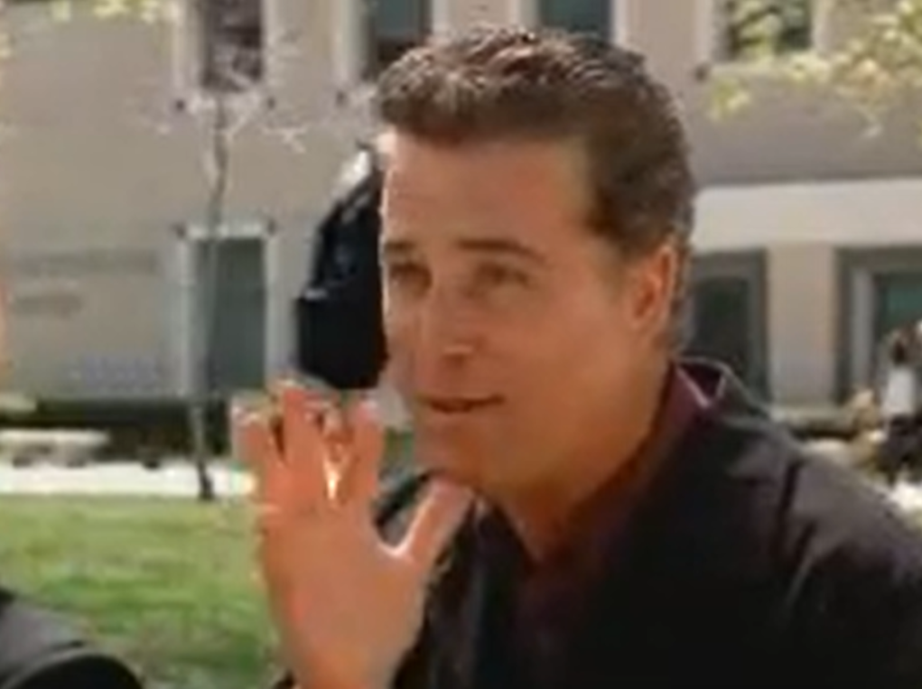 Screenshot of William Petersen from - CSI: Crime Scene Investigation (2000/15)