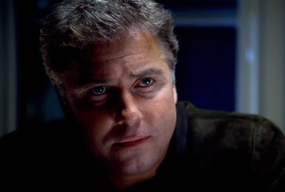 Screenshot of William Petersen from - CSI: Crime Scene Investigation (2000/15)