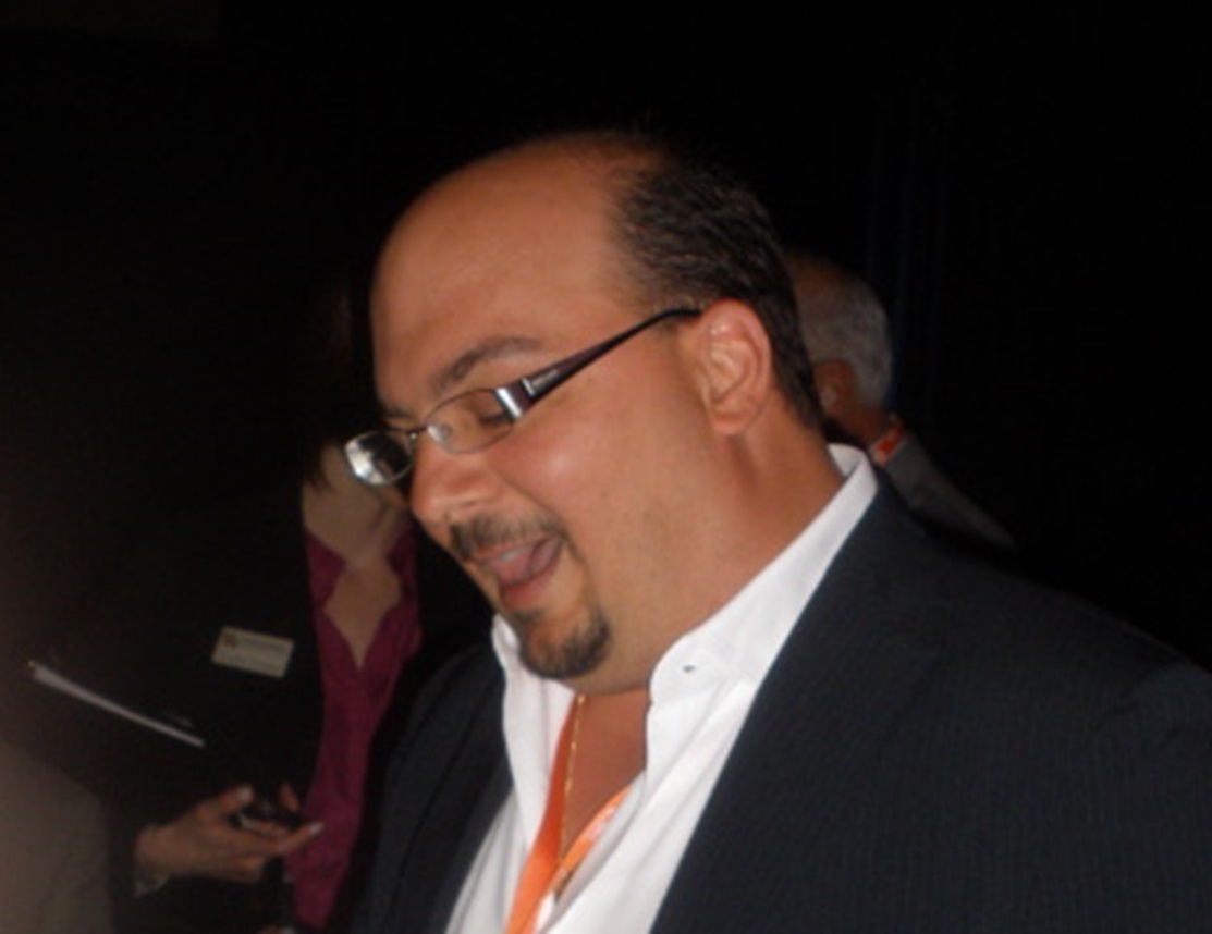 Anthony Zuiker signs autographs at FOSE