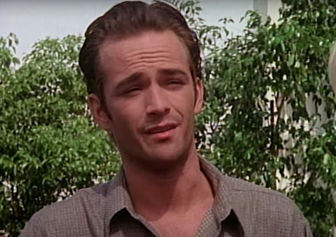 Screenshot of the TV Show Beverly Hills, 90210