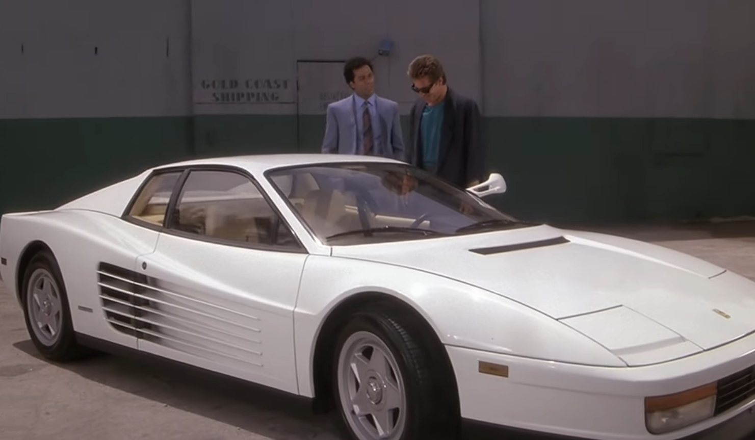 Screenshot from the TV series Miami Vice (1984)