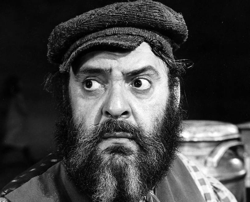 Zero Mostel as Tevye in stage play