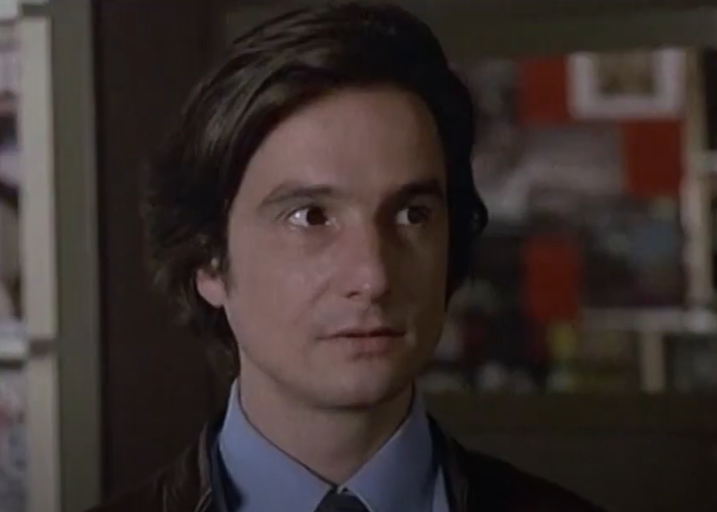 Screenshot of the movie Love on the Run