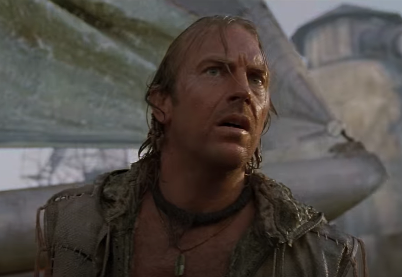 Screenshot of the movie Waterworld