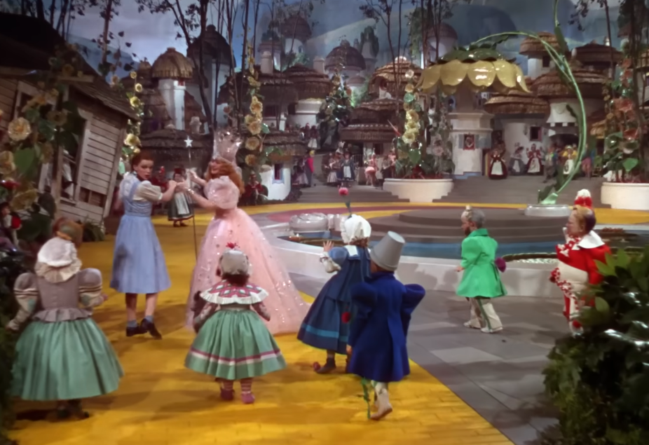 Screenshot from the movie The Wizard of Oz (1939)