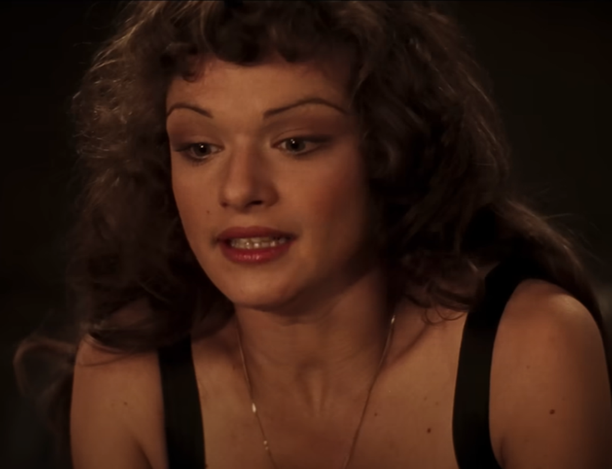 Screenshot of Rachel Weisz from the movie The Mummy (1999)