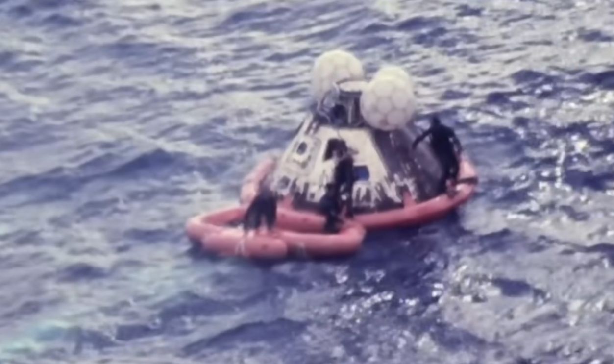 Apollo 13 Safe Return (1970)