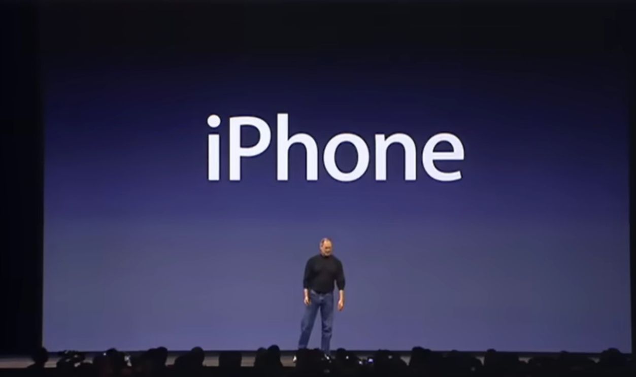 The Launch Of The iPhone (2007)