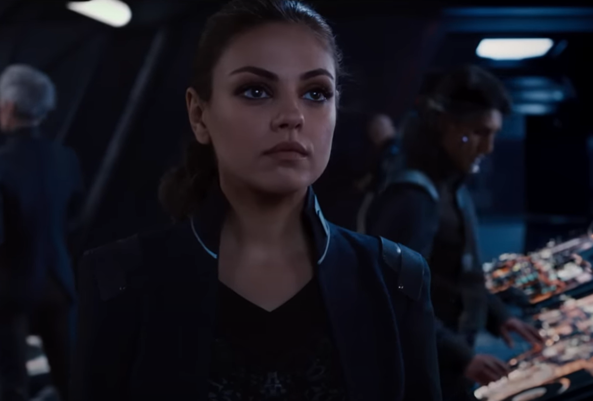 Screenshot of the movie Jupiter Ascending