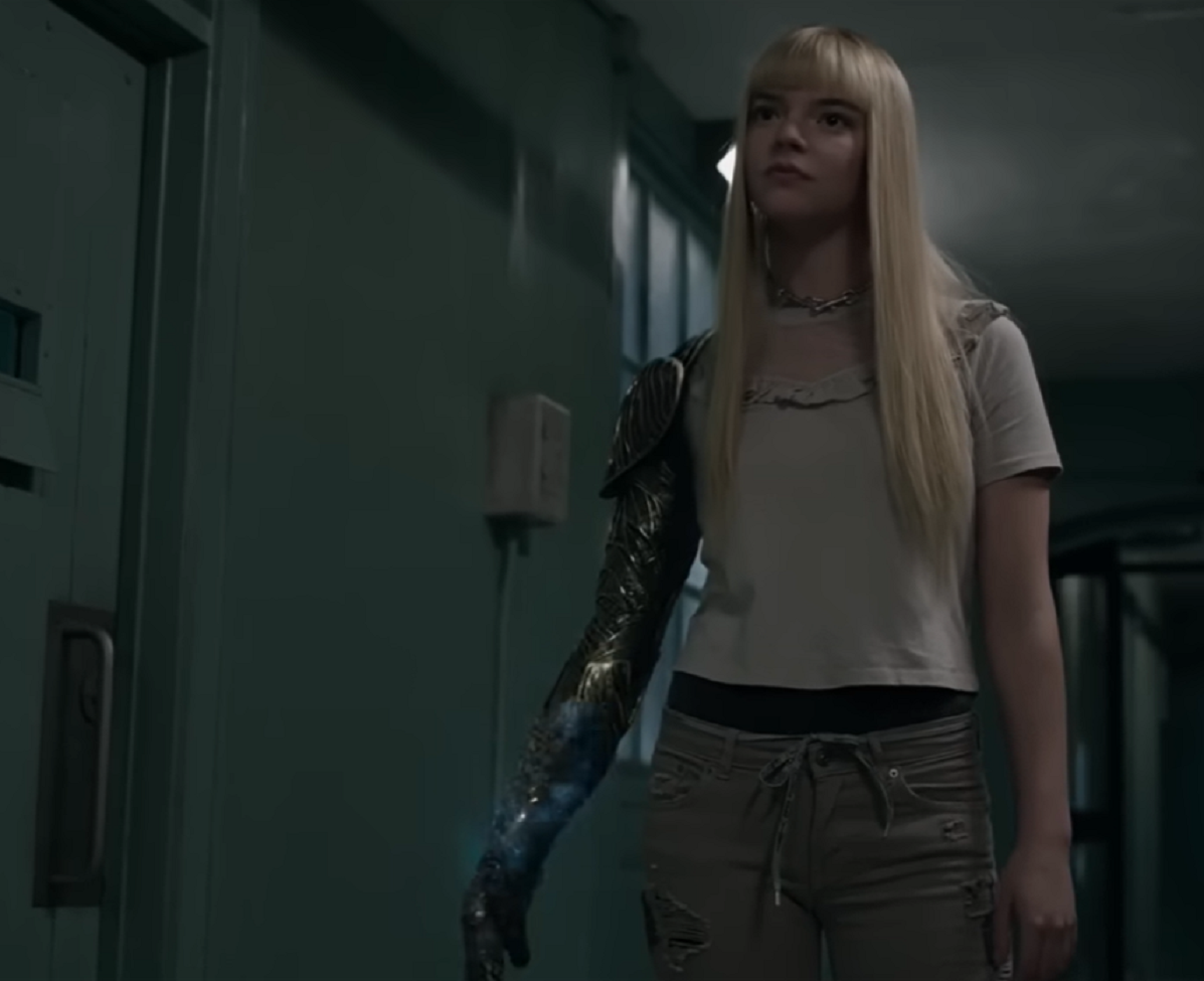 Screenshot from the movie - The New Mutants (2020)